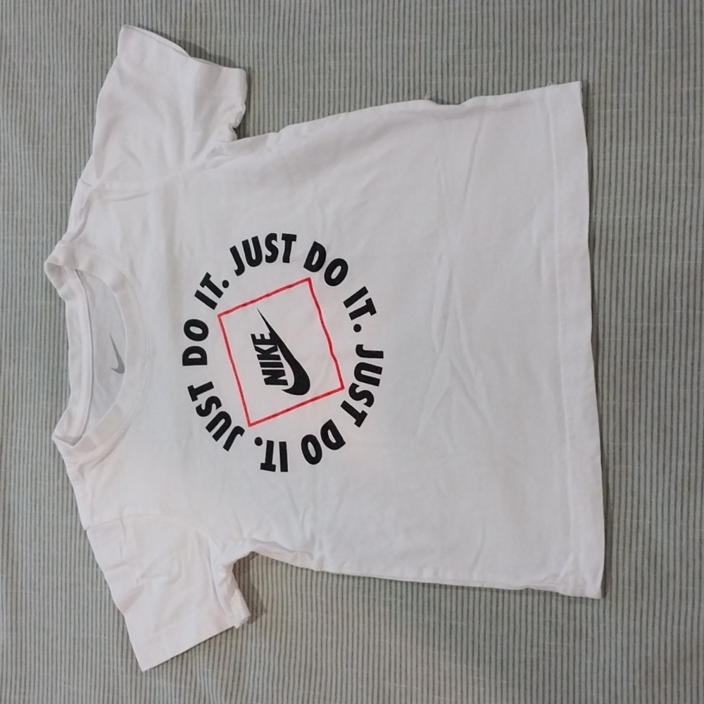 White Nike Tee - Boys size 6